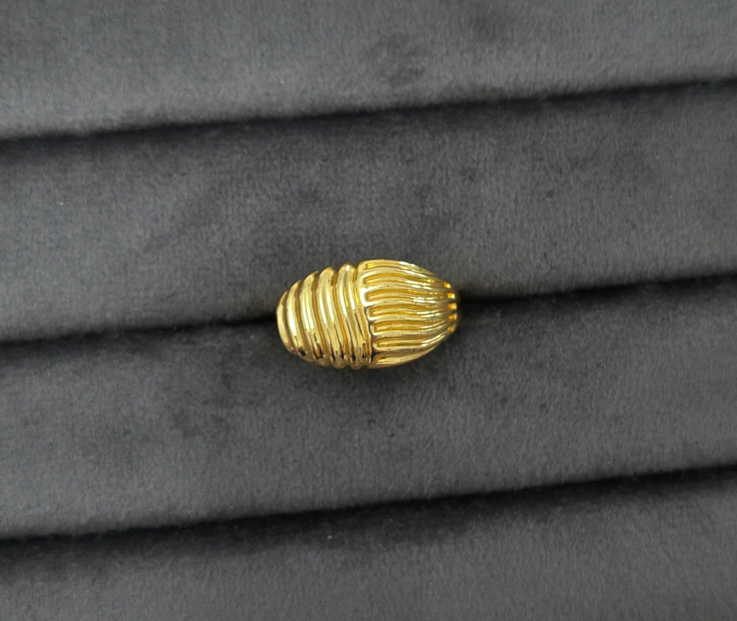 Antitarnish Bright Gold Plated Twisted Lines Ring