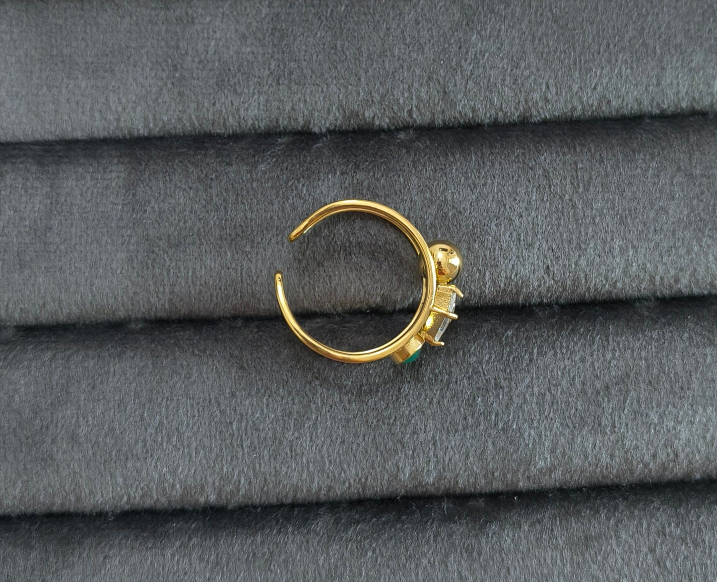Antitarnish Emerald Bead and Diamond Ring 18K Gold Plated