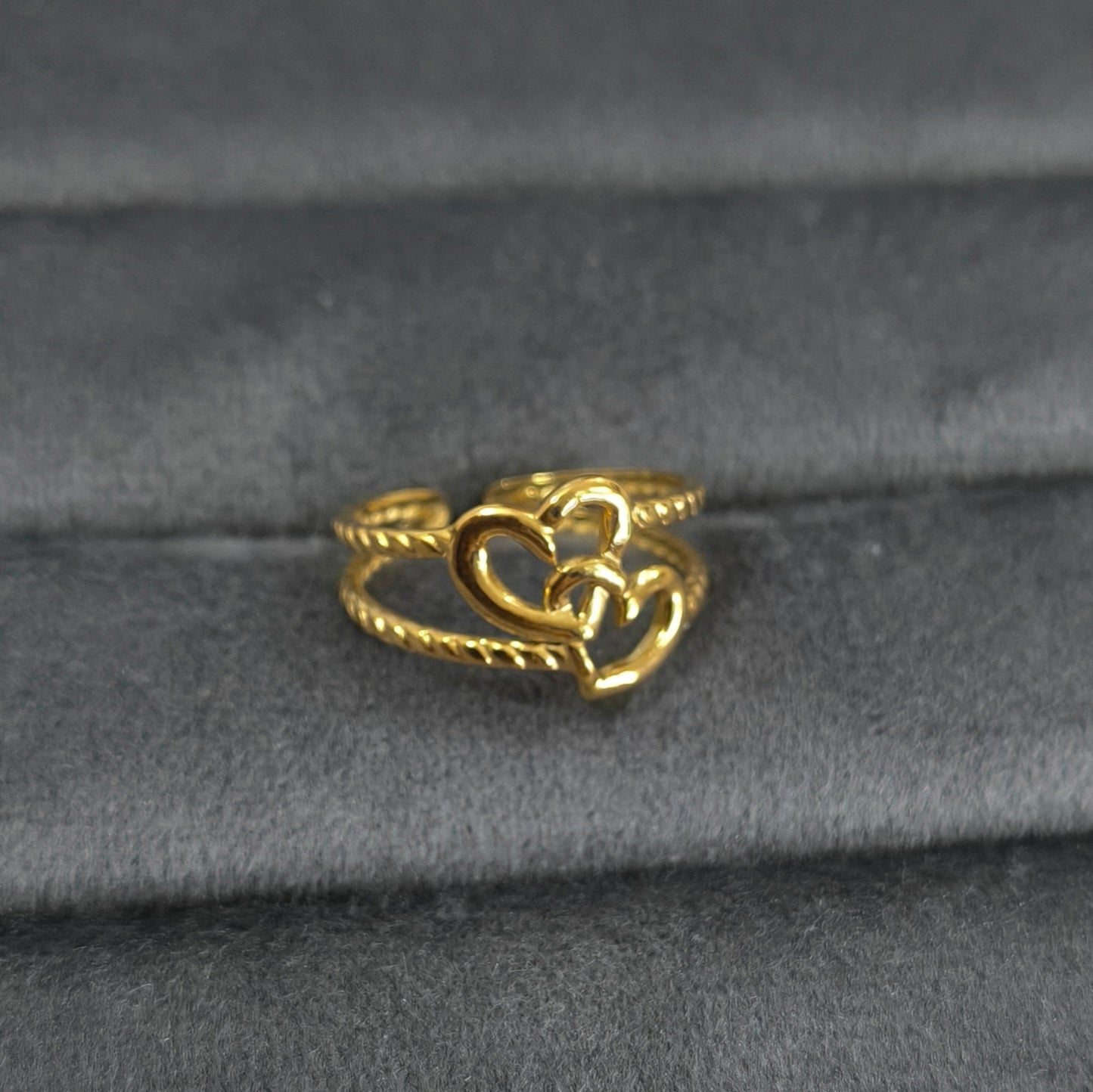Antitarnish Golden Romantic Hearts Ring 18K Gold Plated