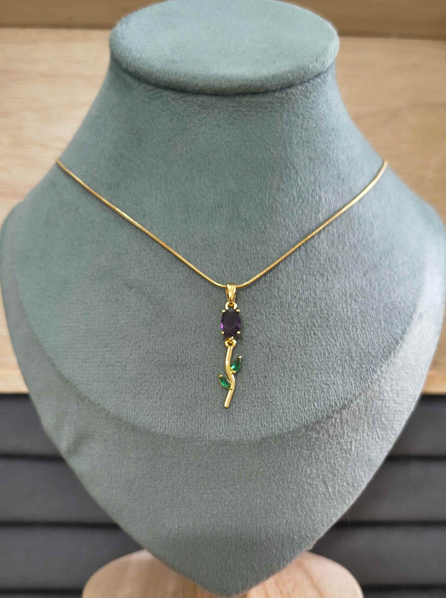 Antitarnish Necklace Wine Colour Tulip Pendant 18K Gold Plated
