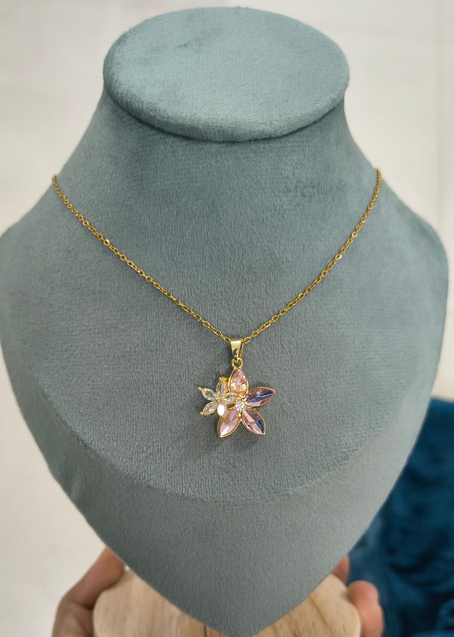 Antitarnish Pink Blossom Necklace 18K Gold plated