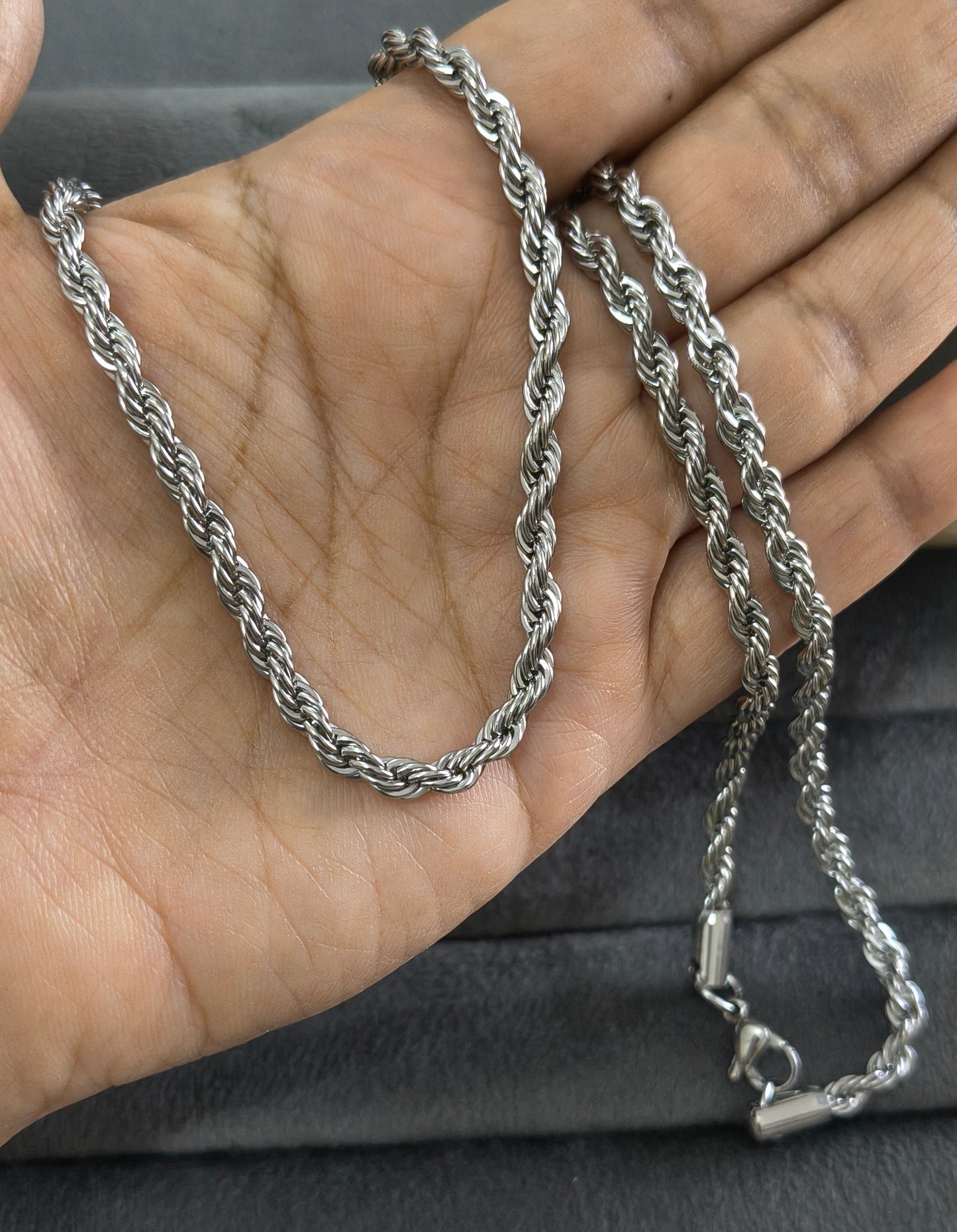 Antitarnish Unisex Stylish Twisted Rope Chain Silver Plated