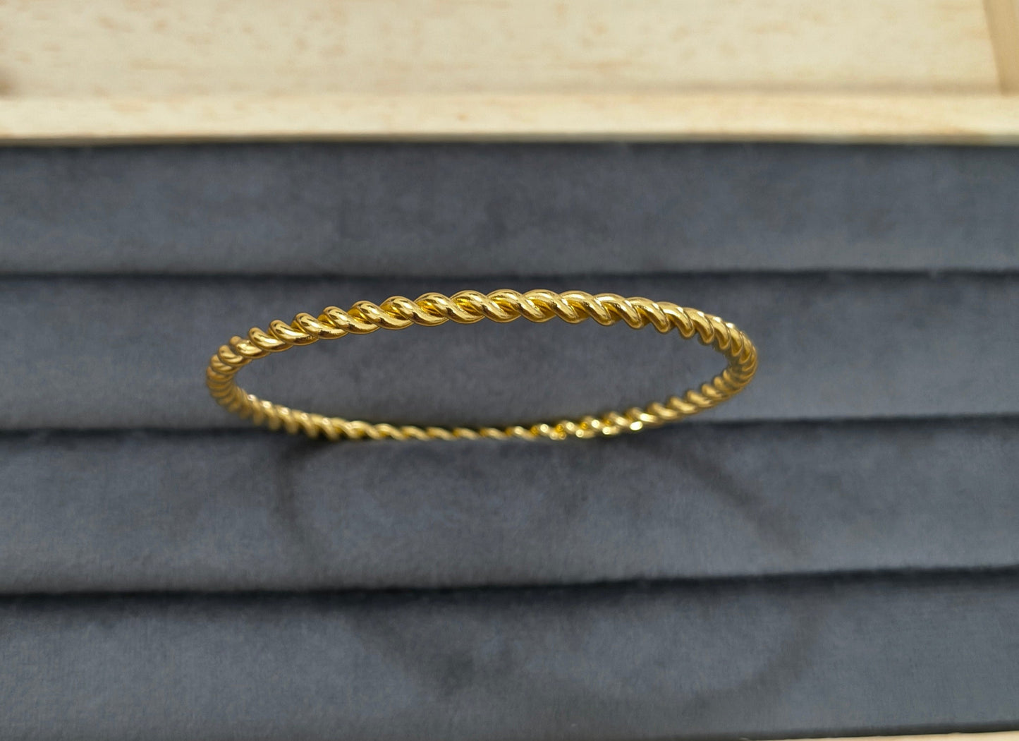 Antitarnish Unisex Twisted Design Kada Bangle 18K Gold Plated
