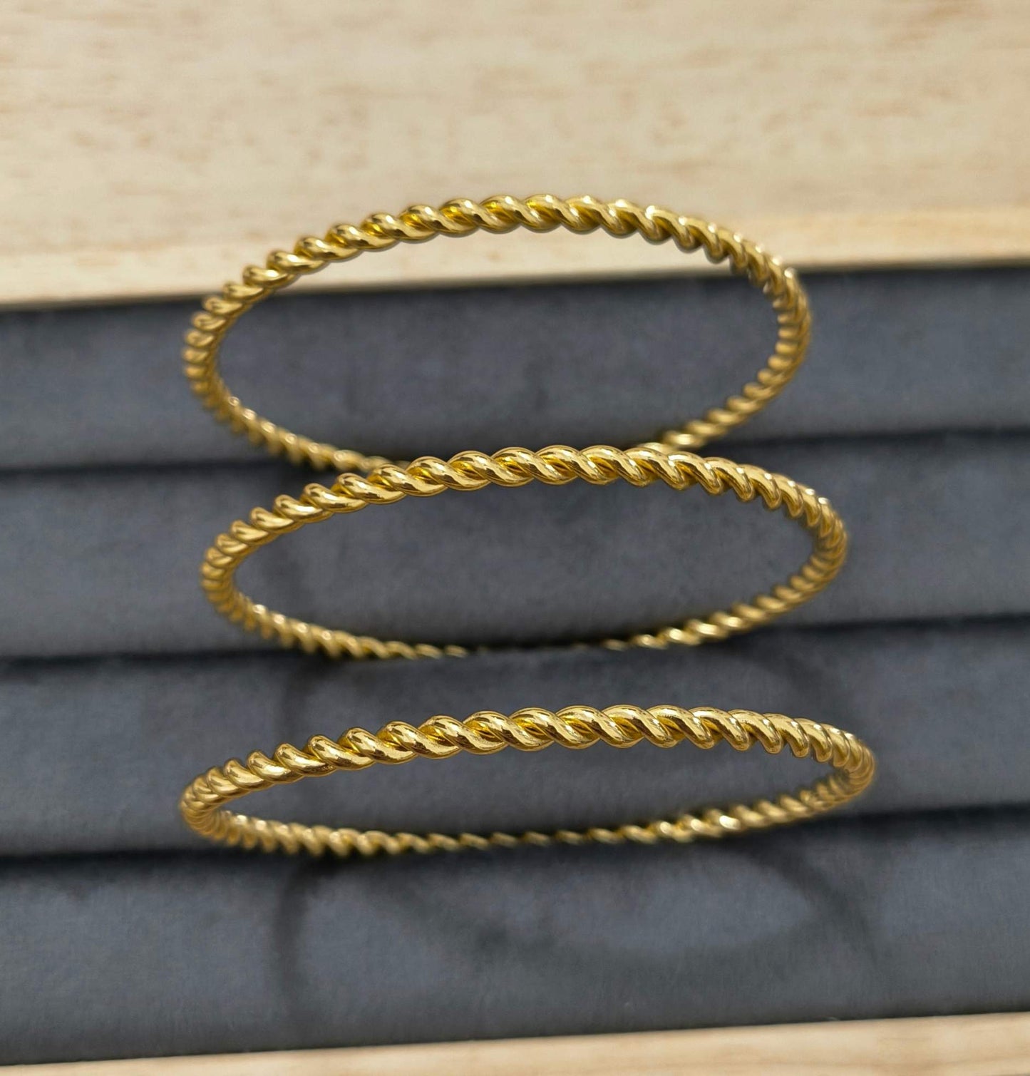 Antitarnish Unisex Twisted Design Kada Bangle 18K Gold Plated