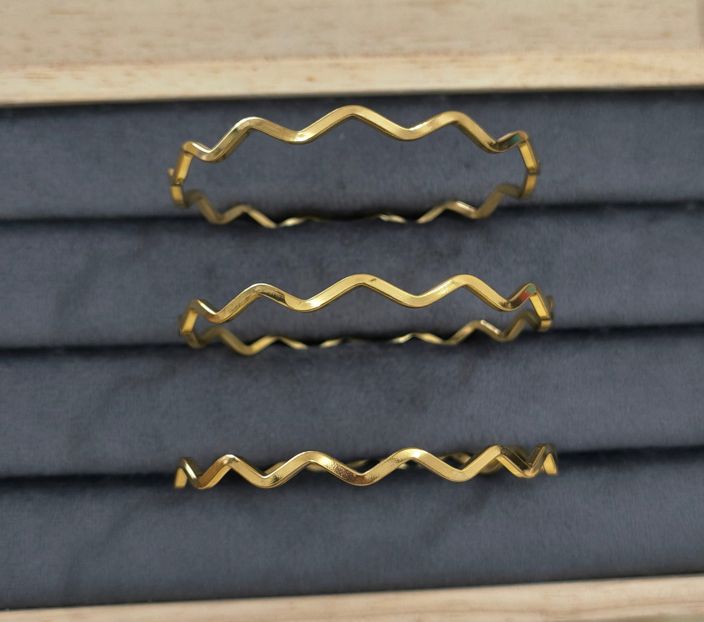 Antitarnish Zigzag Design Kada Bangle 18K Gold Plated