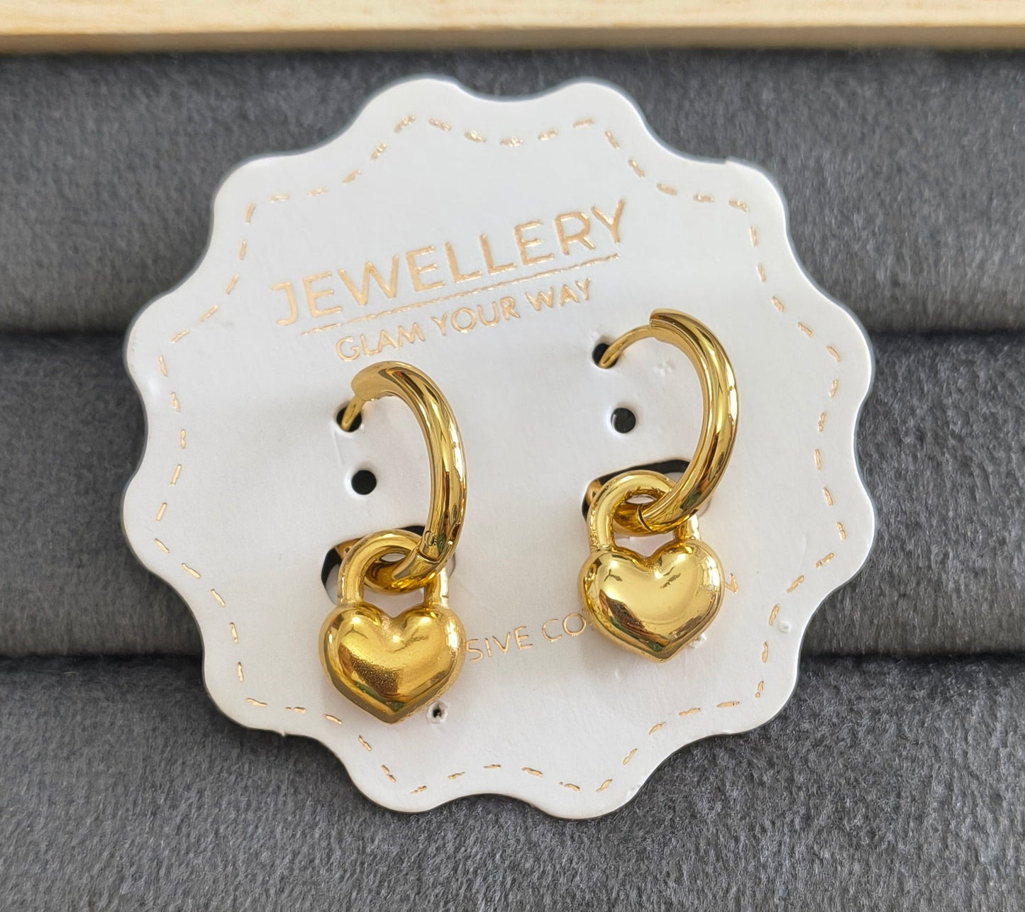Cute Heart Dangler Earrings Anti Tarnish 18K Gold Plated