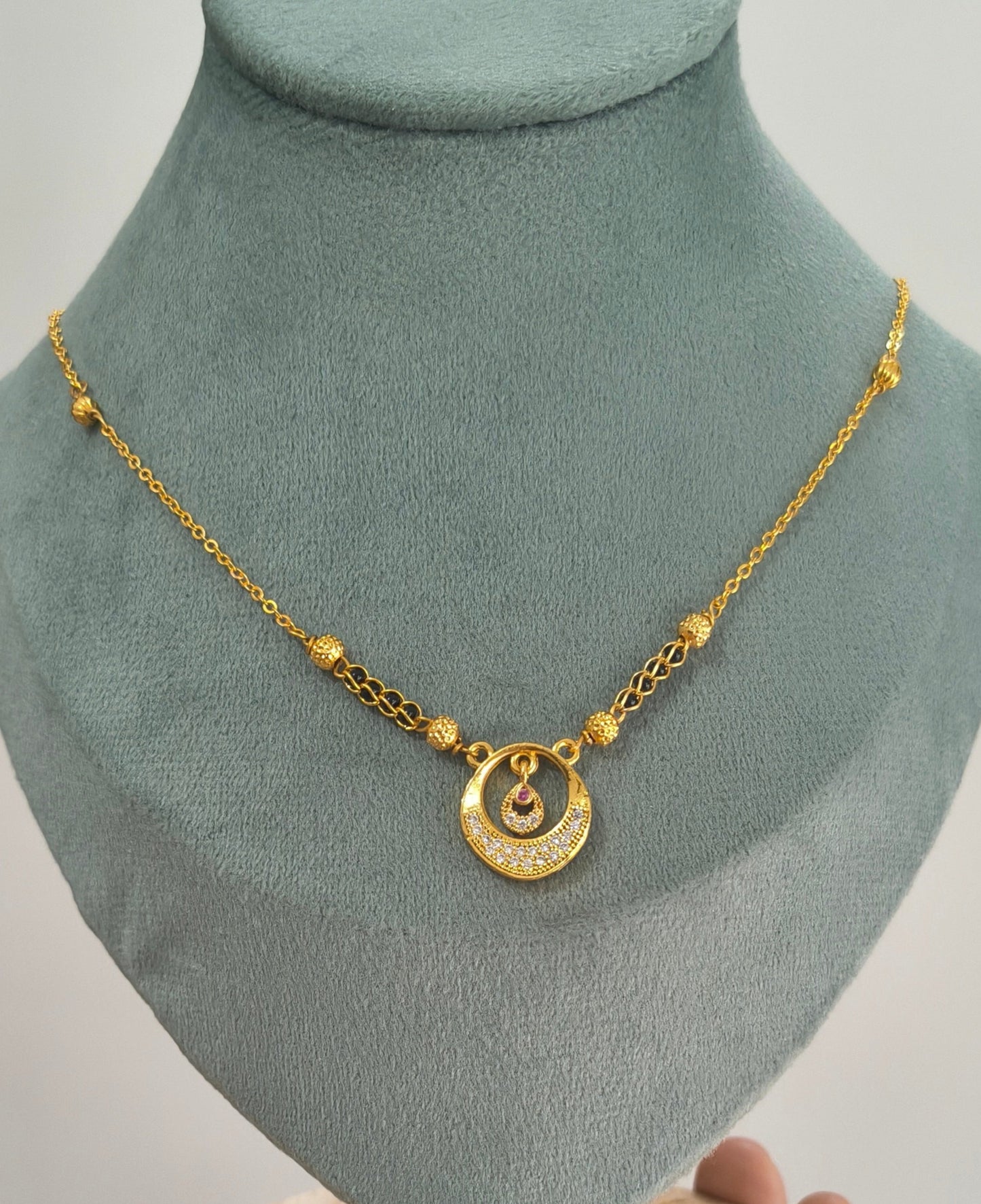Daily Wear Black Beaded Fancy Round Pendant Mangalsutra