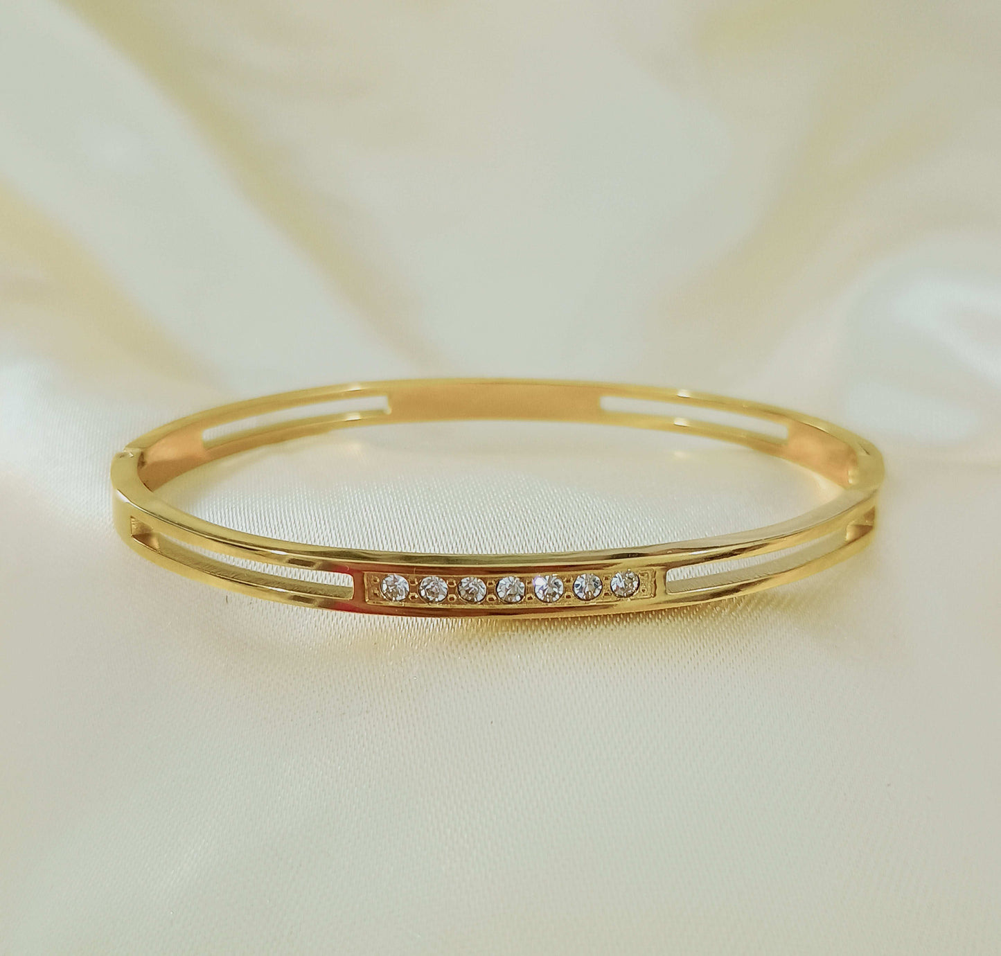 Anti tarnish Dainty Fashionable Premium Stone Studded Golden Bracelet Cuff Bangle - Urban Era Jewel