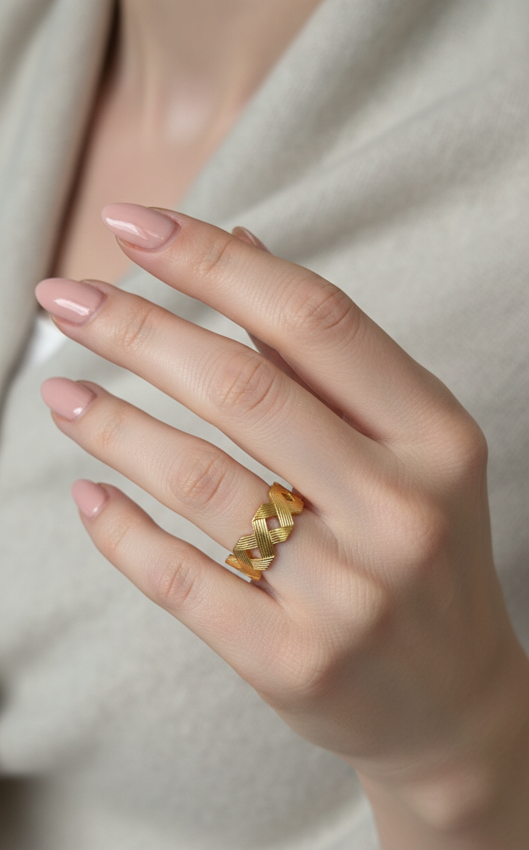 Antitarnish Golden Intertwined Ring 18K Gold Plated