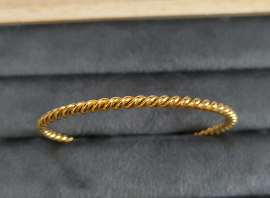 Golden Spiral Bracelet Bangle 18K Gold Plated
