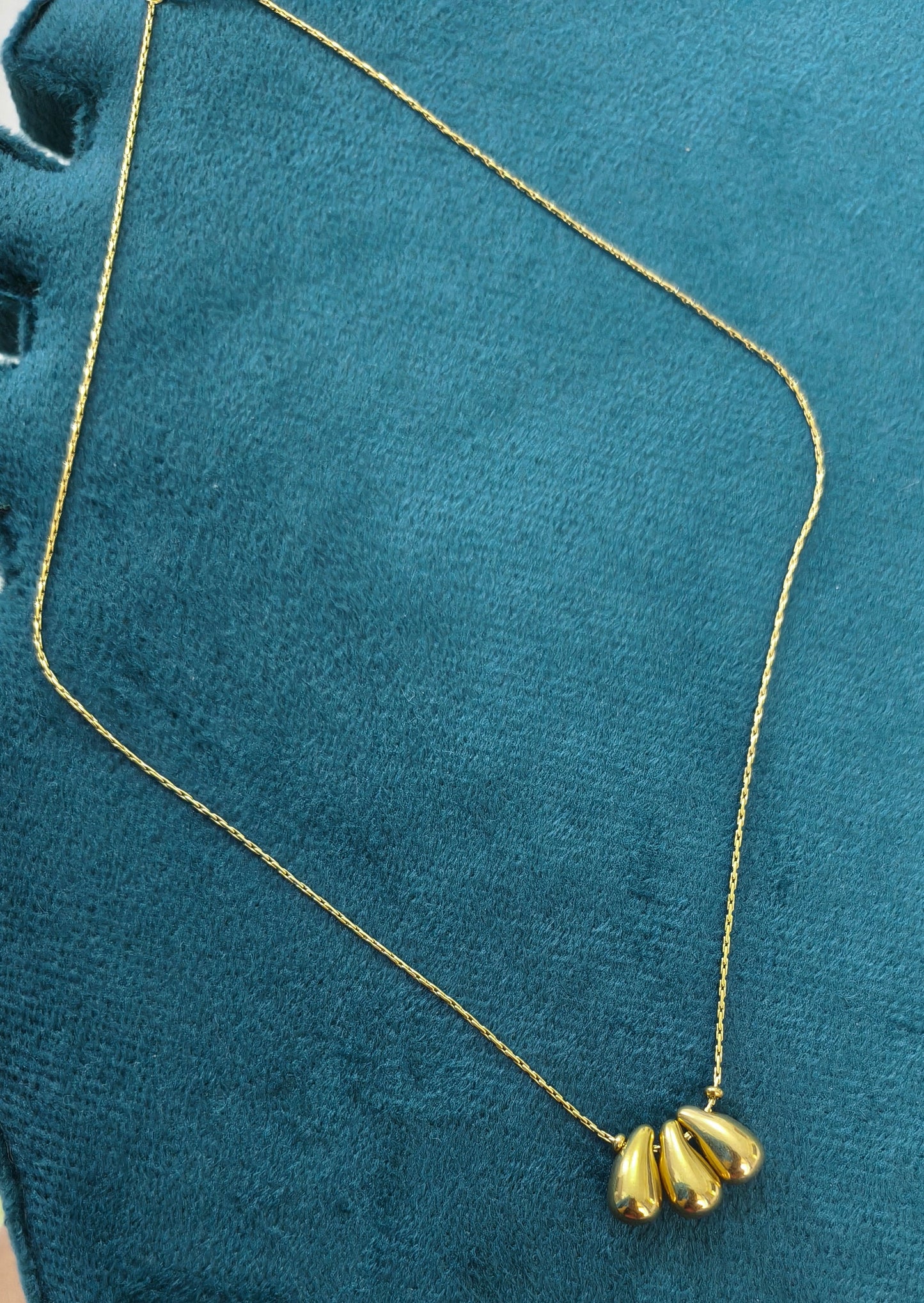 Golden Waterdrop Pendant Necklace 18K Gold Plated