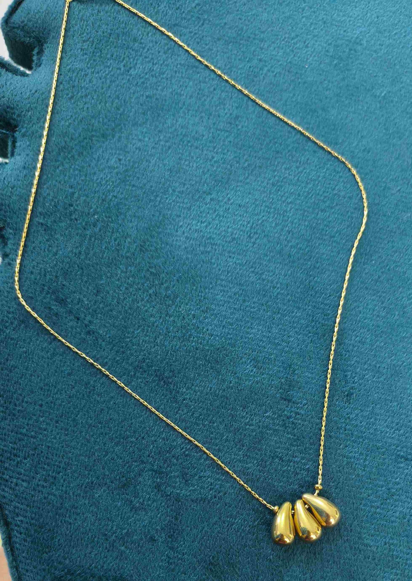 Golden Waterdrop Pendant Necklace 18K Gold Plated