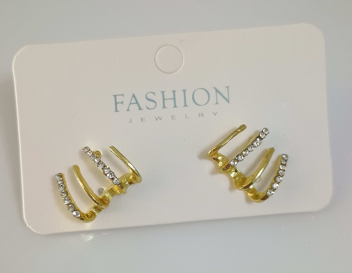 Fancy Korean Claw studs for women - Urban Era Jewel