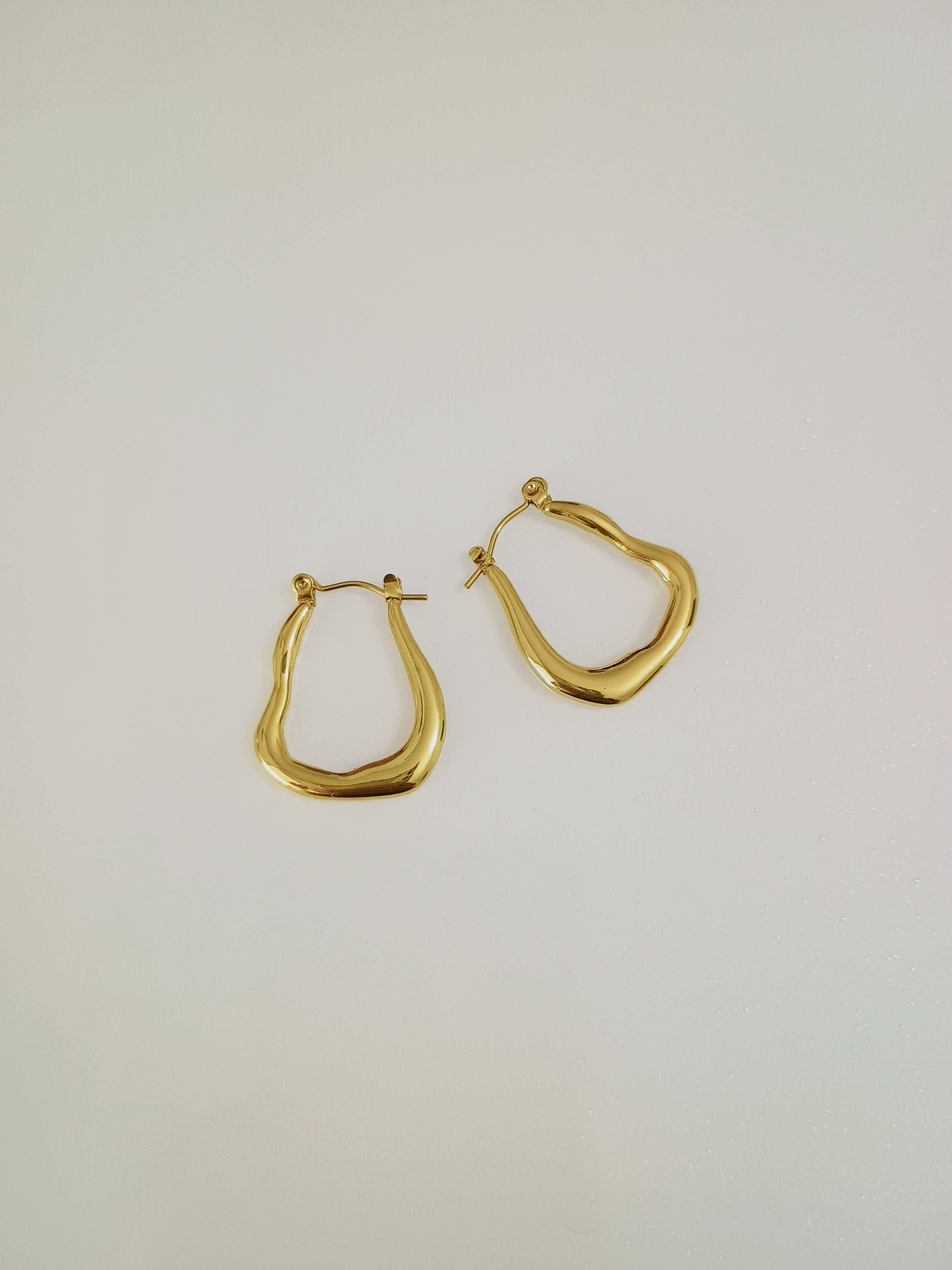 Anti tarnish Golden 3D Triangle Hoop earrings - Urban Era Jewel