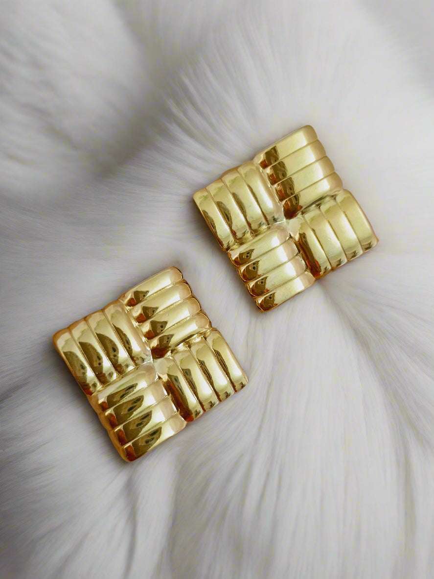 Anti tarnish Big Golden Square Maze Earring Stud 18k Gold PVD Plated - Urban Era Jewel