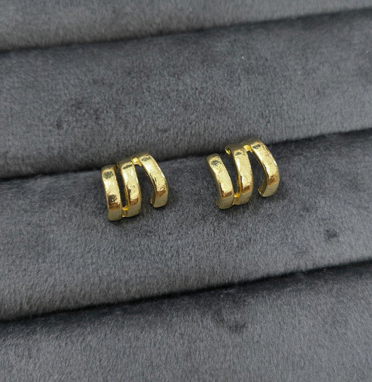 Korean Claw Shape Ear Stud Earrings For Women