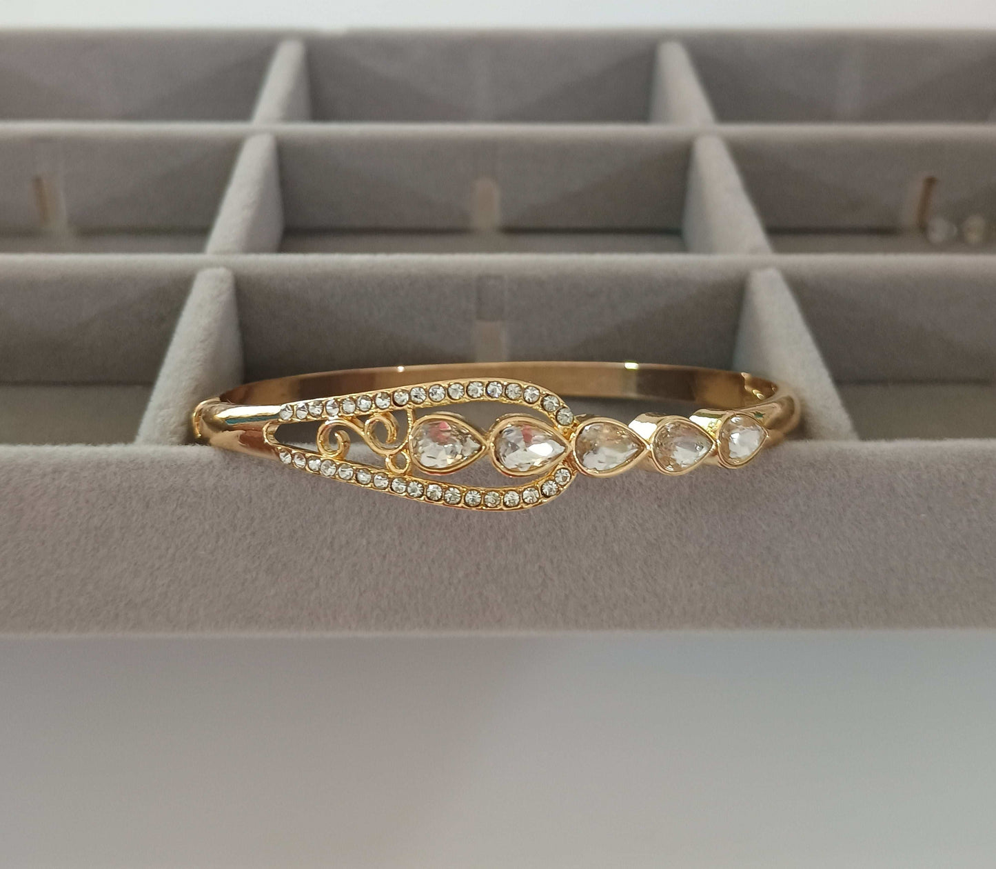 Kundan Stone Studded Party Bracelet 18K Gold Plated