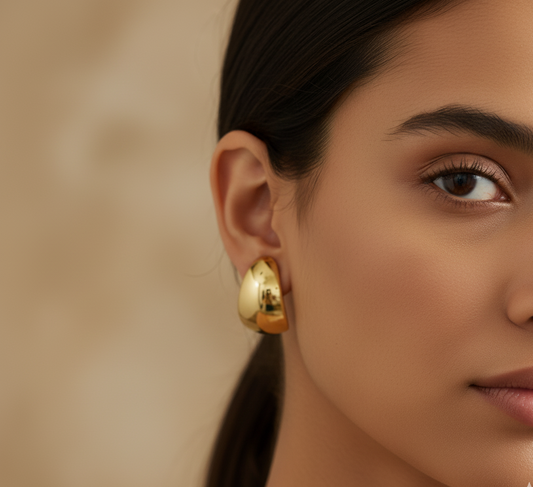 Lightweight Golden Hollow Half Circle Hoop Earrings - Fancy