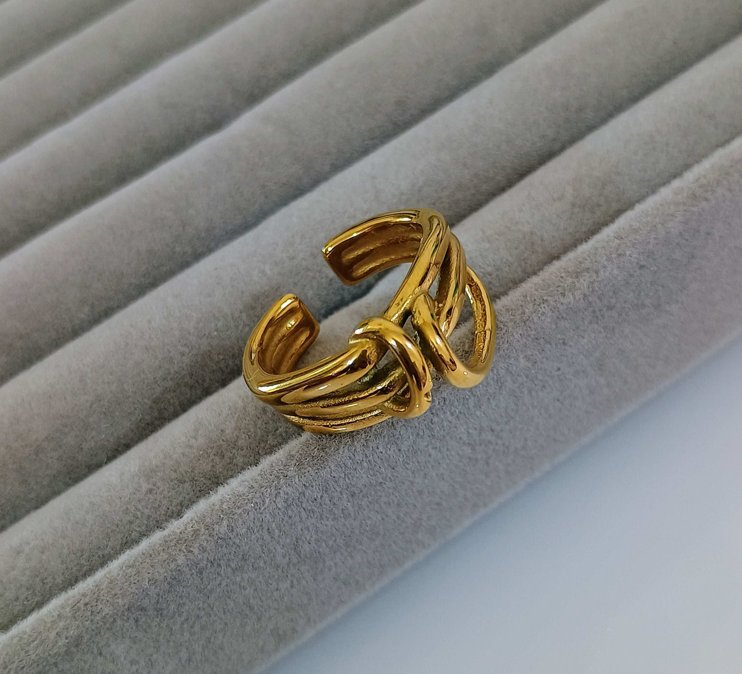 Love Knot Detailed Adjustable 18K Gold Plated Ring