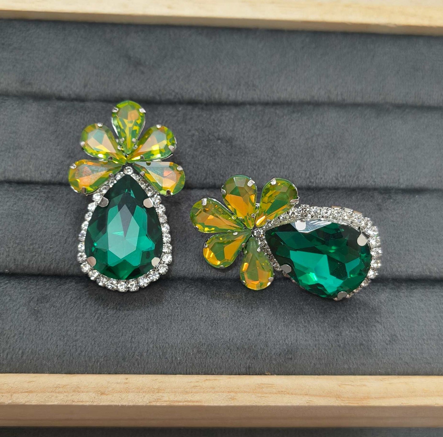 Luxury Party Look Green Glass Stone Stud Earrings