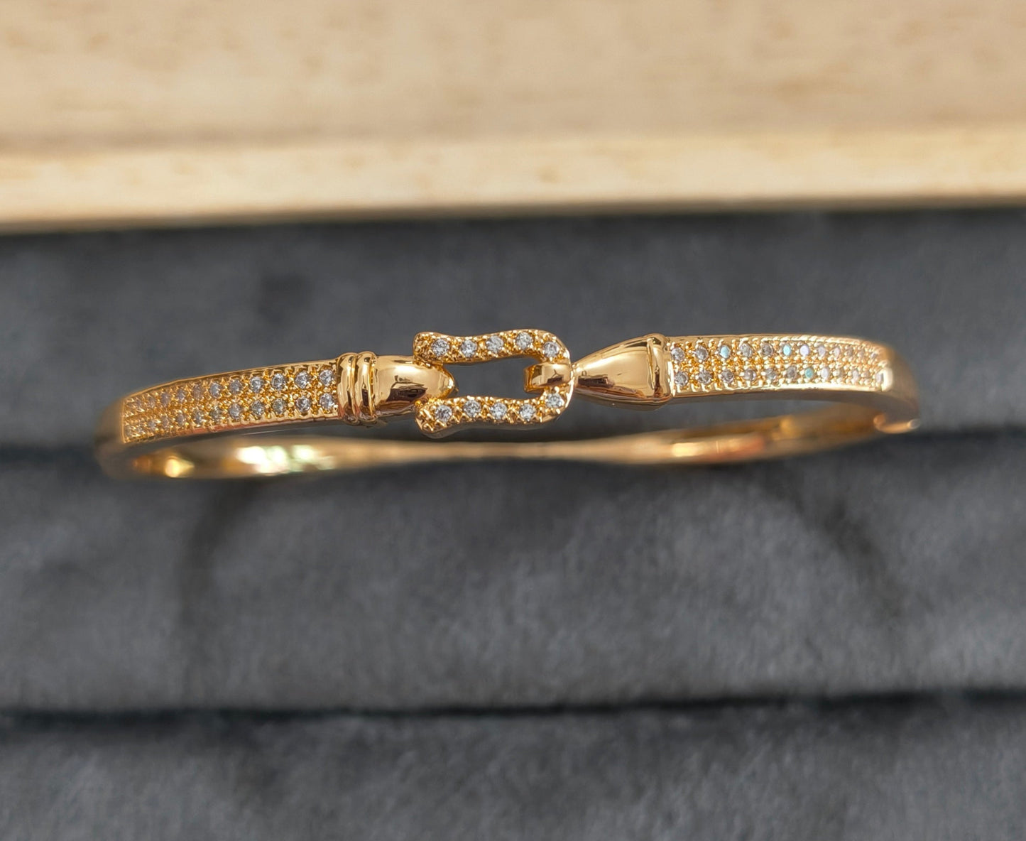 Rosegold Flip Lock Shape Bracelet Bangle Gold Plated