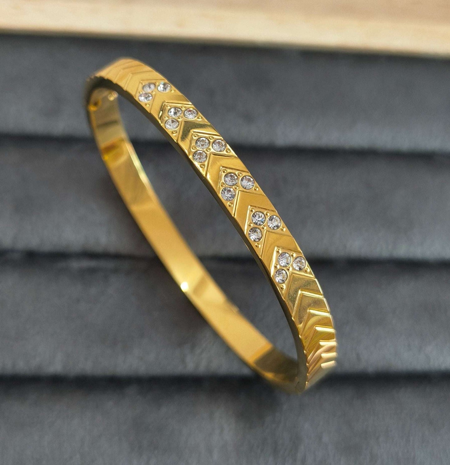 Sparkling Zircon Bangle Bracelet 18K Gold Plated