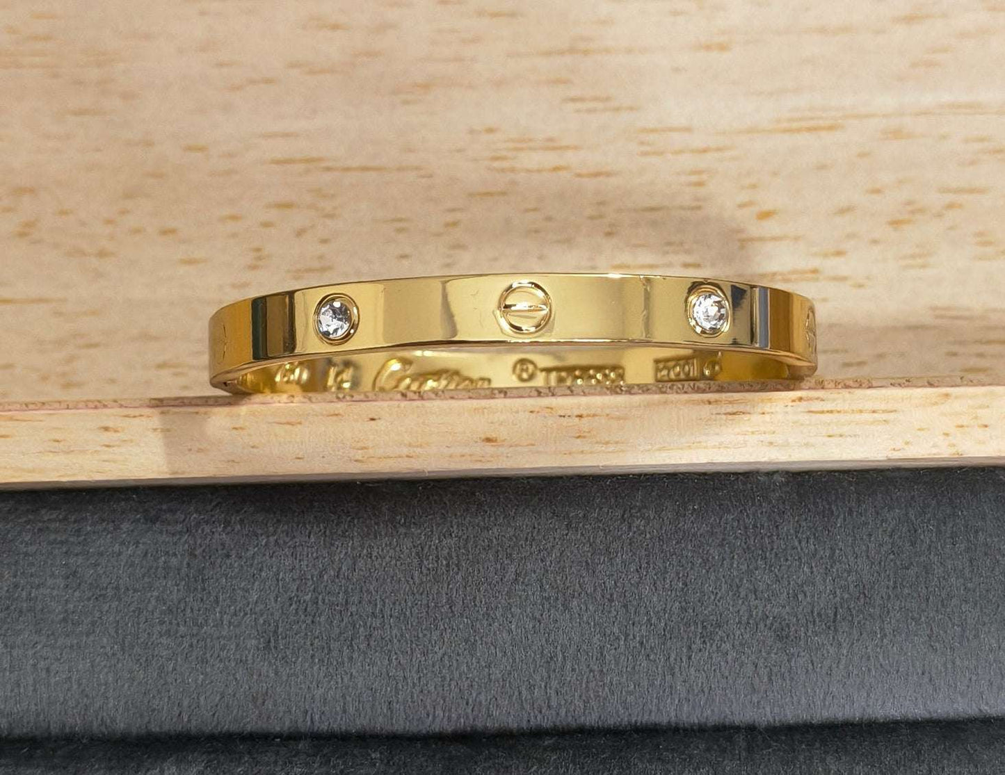 Antitarnish Golden Plain Timeless Love 18K Gold Plated Bracelet