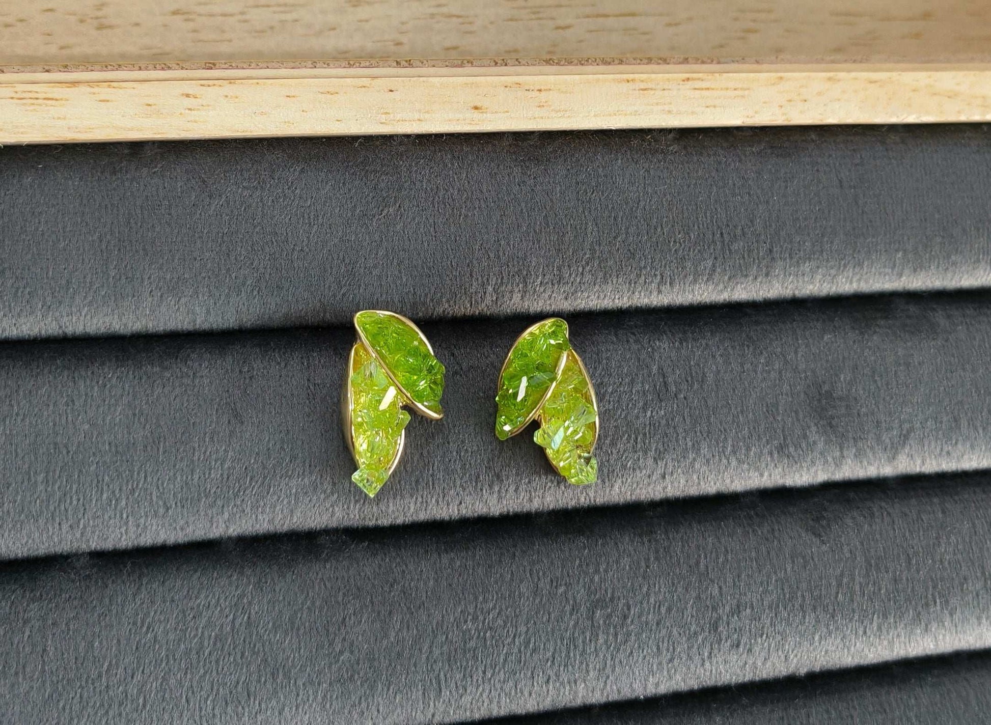 Anitarnish Leaf Shaped Green Crystal Stud Earrings
