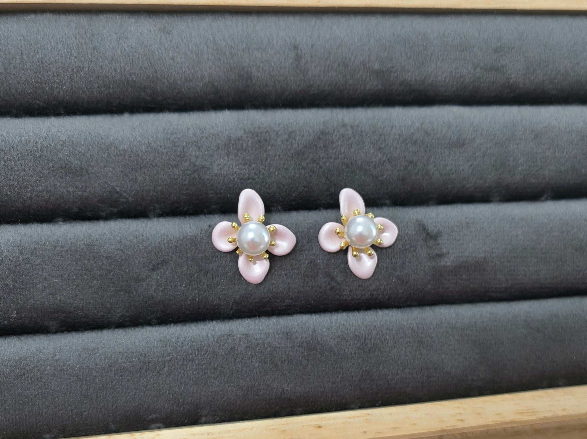 Anitarnish Pearl Studded Pink Flower Stud Earrings