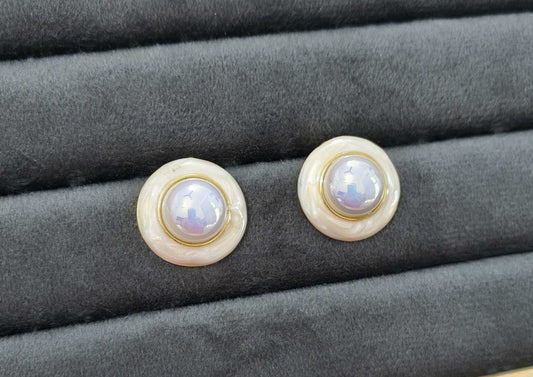 Anitarnish Round Shaped Pearl Enamel Stud Earrings