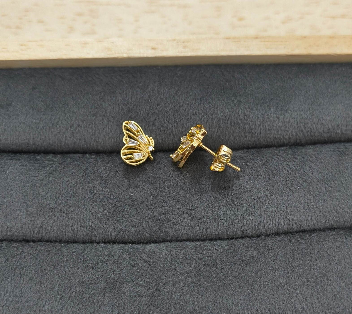 Anitarnish Earring Mini Butterfly Stud 18K Gold Plated
