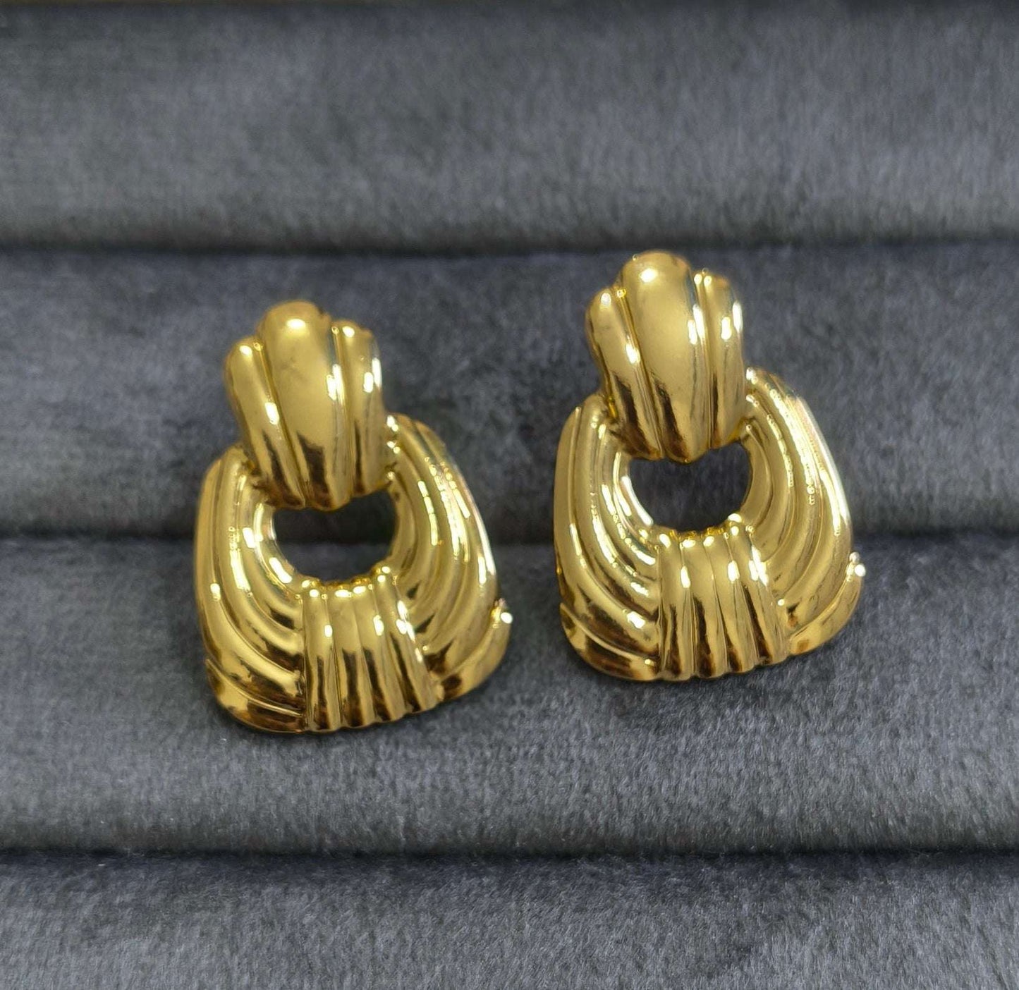 Anti Tarnish Bold Drop Design Stud Earrings 18K Gold Plated