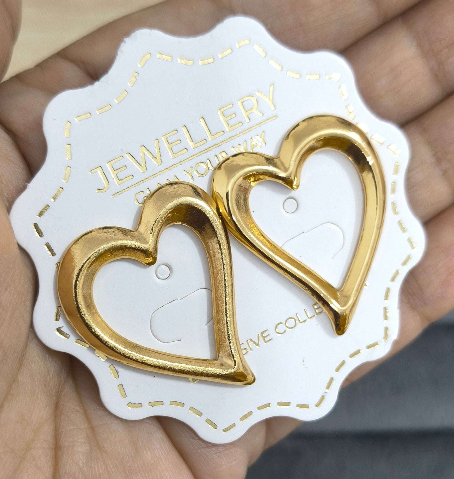 Anti Tarnish Bold Hollow Heart Stud Earrings 18K Gold Plated