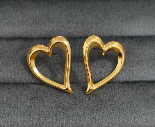 Anti Tarnish Bold Hollow Heart Stud Earrings 18K Gold Plated