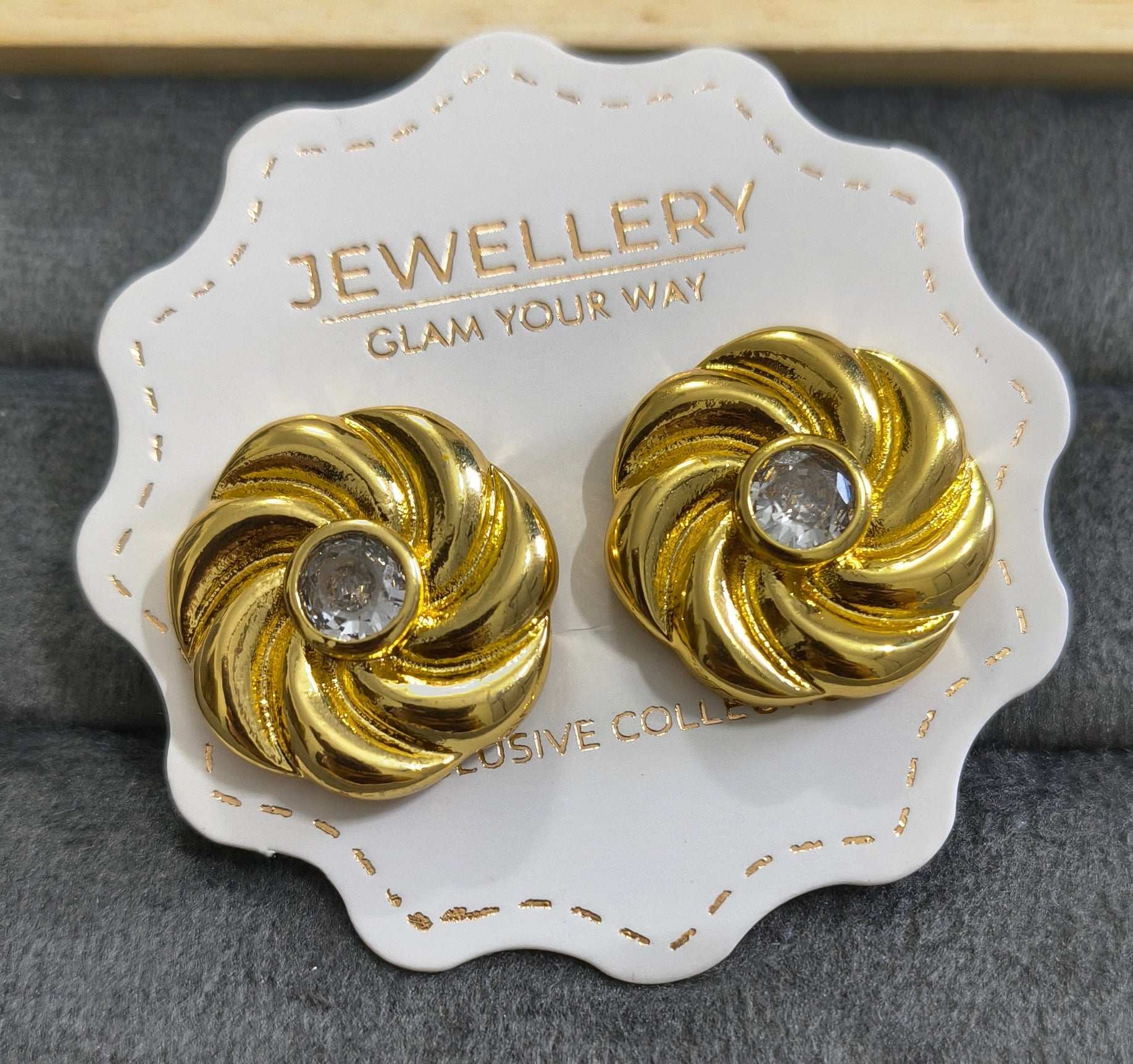 Anti Tarnish Bold Solitaire Flower Earrings 18K Gold Plated