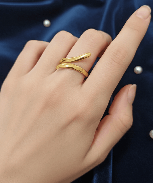 Anti Tarnish Curvy Statement Ring 18K Gold Plated