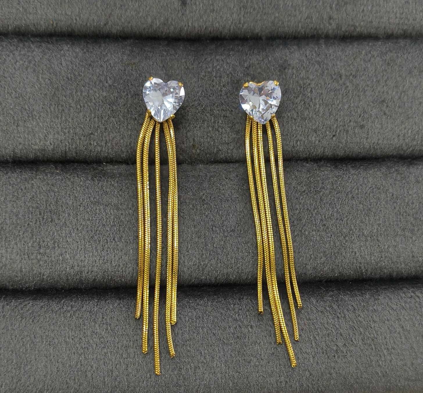 Anti Tarnish Heart Solitaire Party Earrings 18K Gold Plated