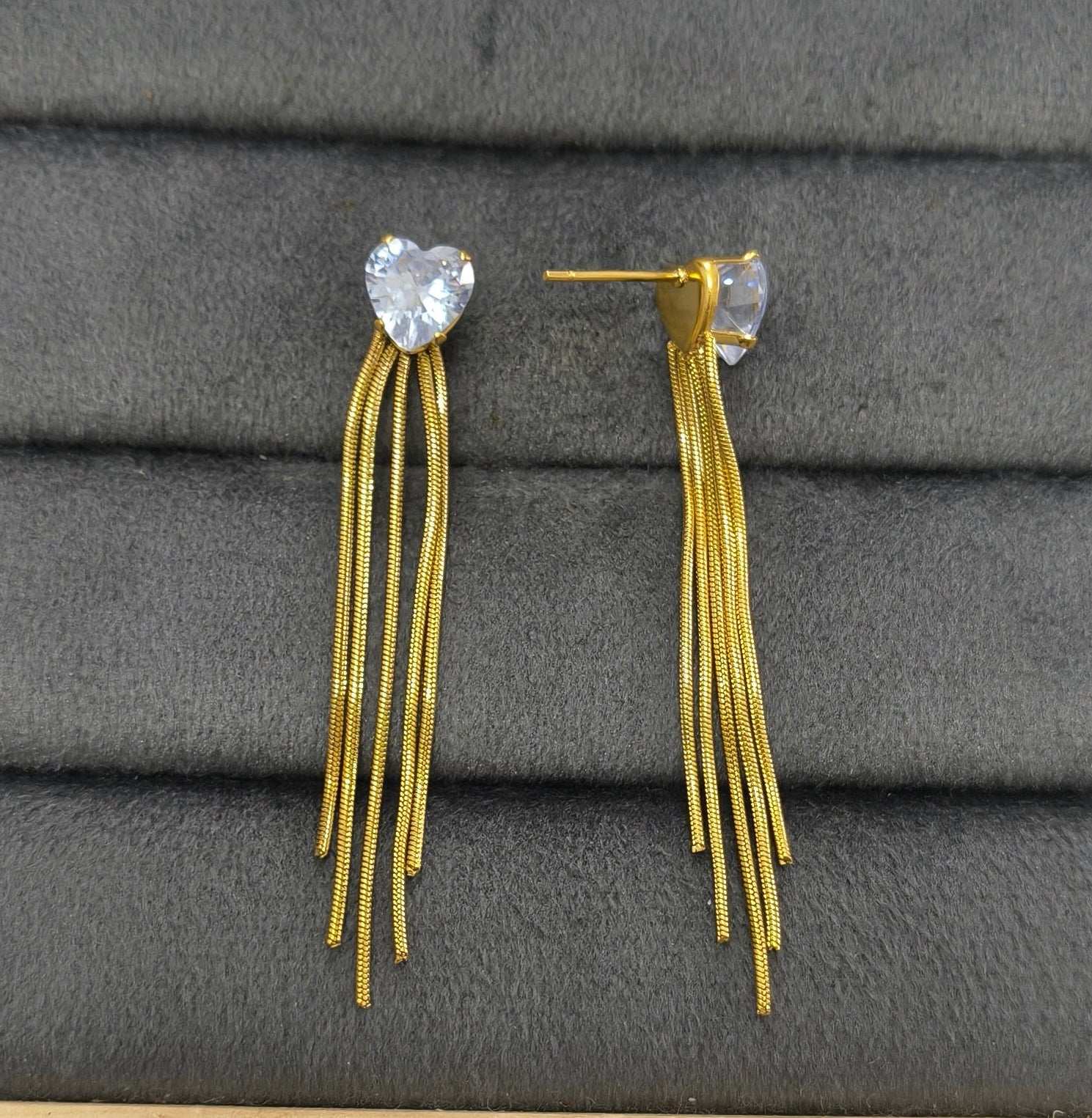 Anti Tarnish Heart Solitaire Party Earrings 18K Gold Plated