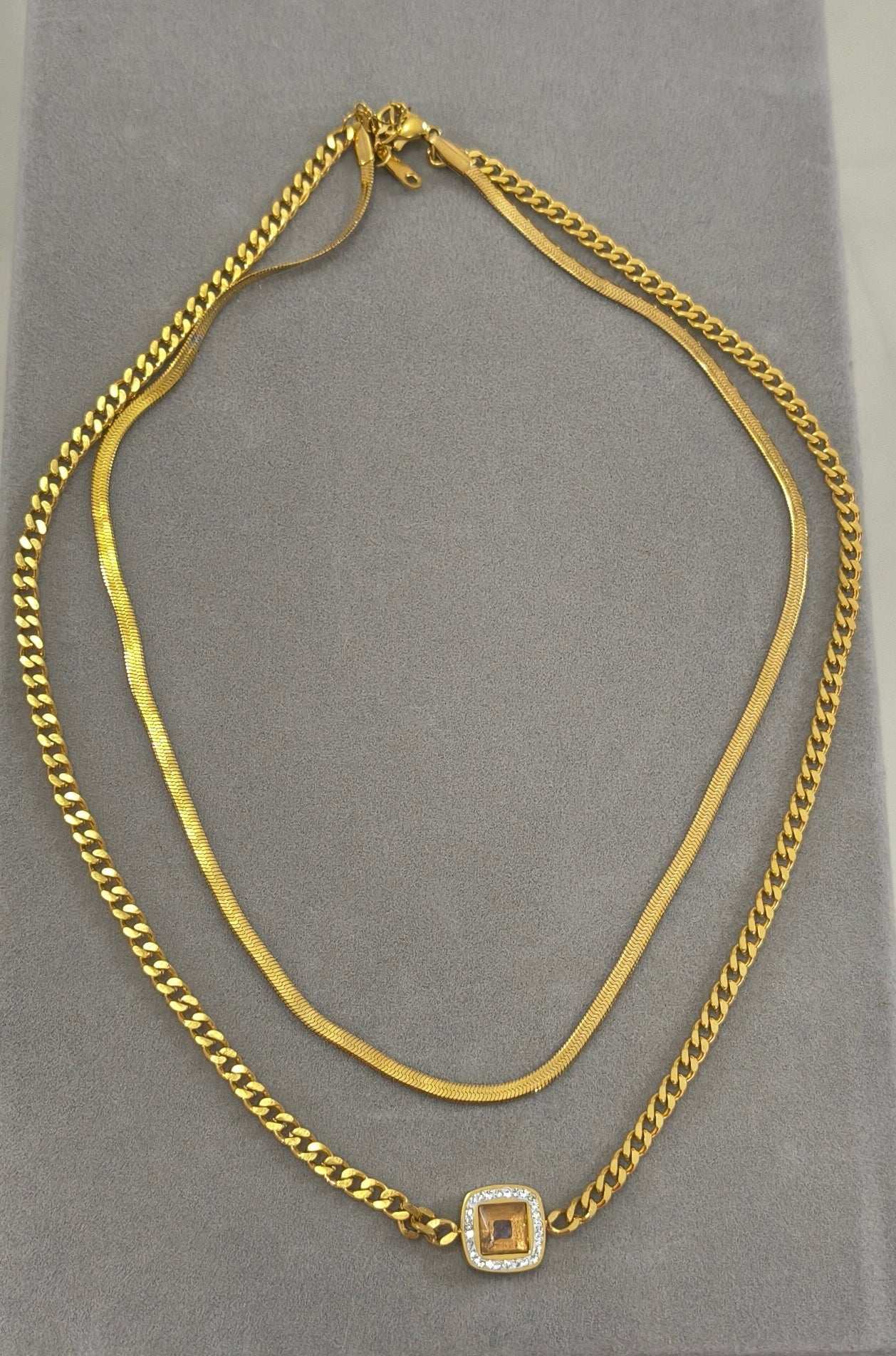 Anti Tarnish Necklace Double Layered Cuban gold Chain & Pendant