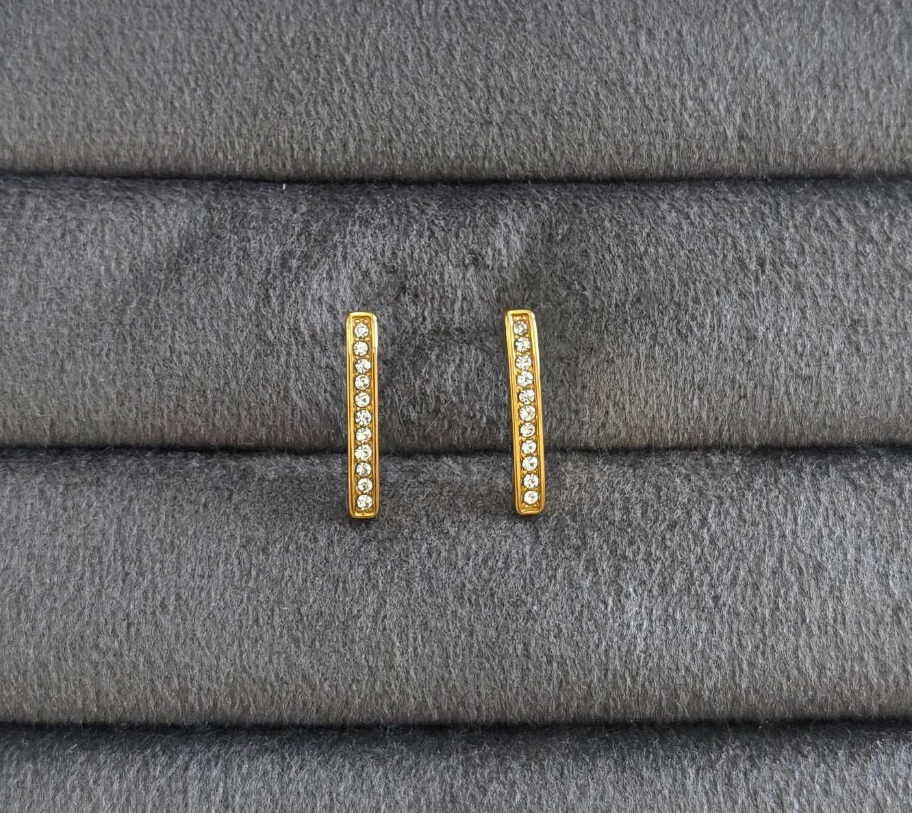 Anti Tarnish Slim Line Solitaire Earrings 18K Gold Plated