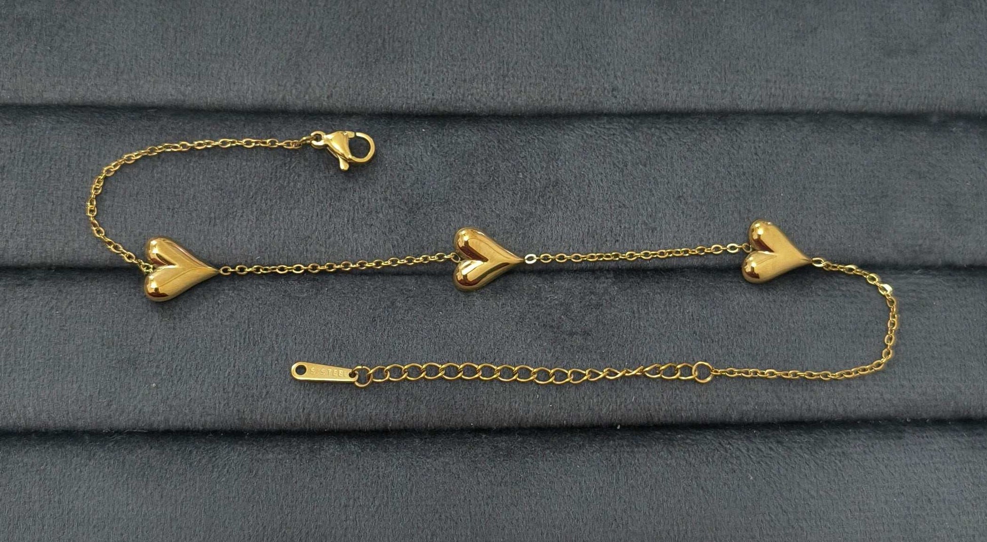 Anti Tarnish Solid Hearts Anklet 18K Gold Plated