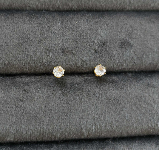 Anti Tarnish Solitaire Stud Earrings 18K Gold Plated