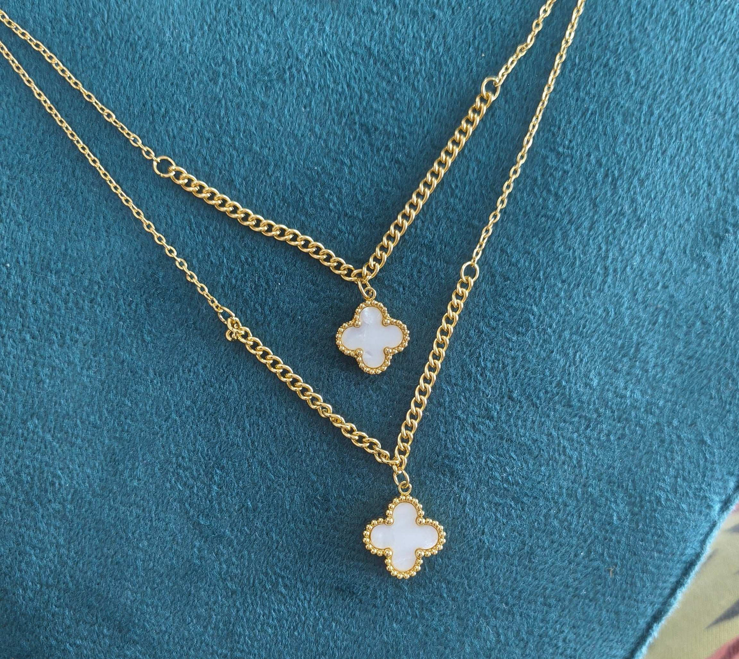 Anti Tarnish White Clover Necklace 18K Gold Plated