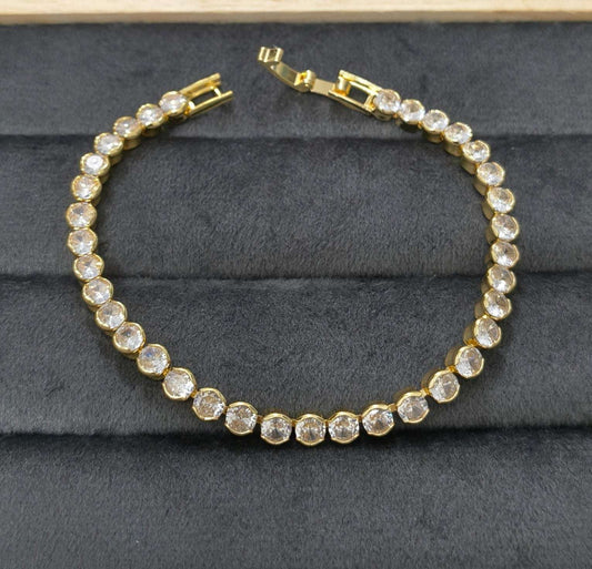 Anti Tarnish Zircon Studded Solitaire Bracelet