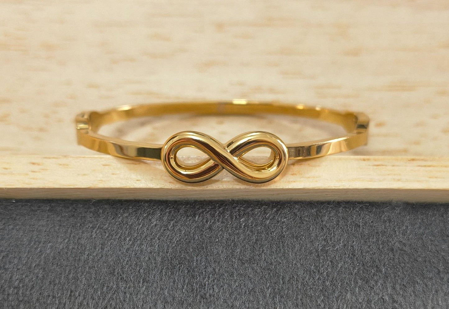 Anti Tarnish Babysize Infinity Eternal Bracelet 18K Gold