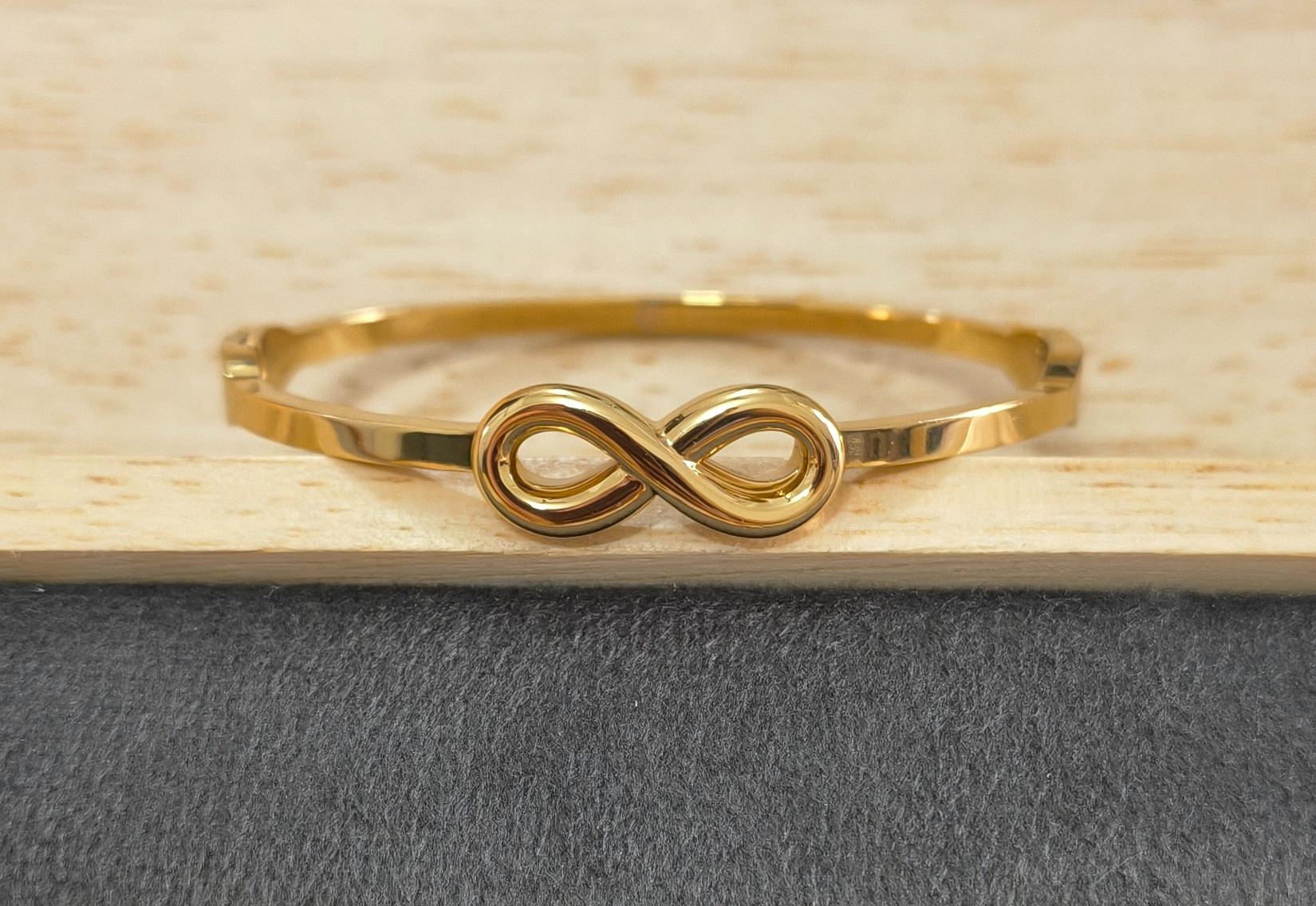 Anti Tarnish Babysize Infinity Eternal Bracelet 18K Gold