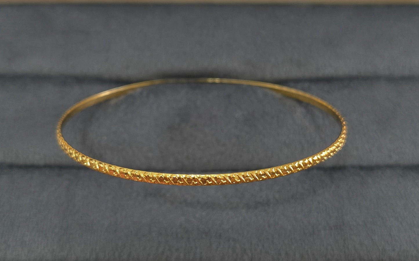 Anti Tarnish Bangle Bracelet Dainty Pattern 18K Gold Plated