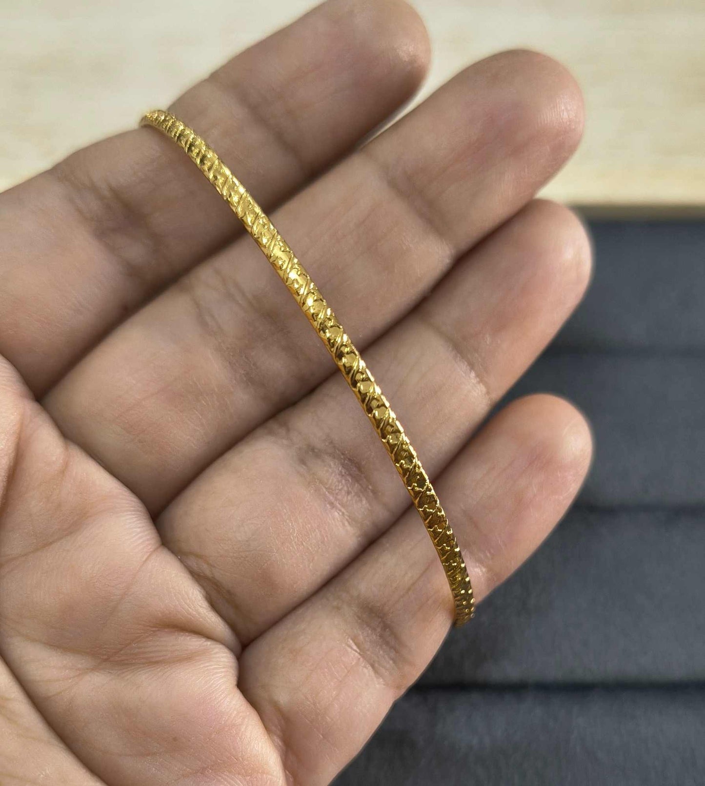 Anti Tarnish Bangle Bracelet Dainty Pattern 18K Gold Plated