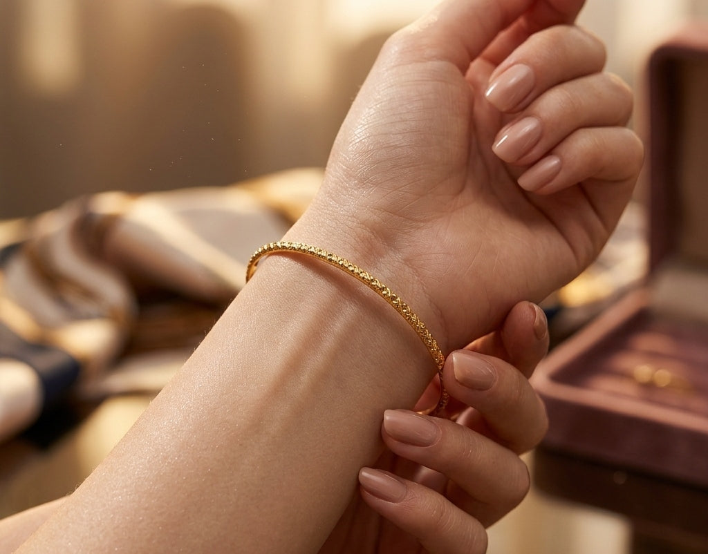 Anti Tarnish Bangle Bracelet Dainty Pattern 18K Gold Plated