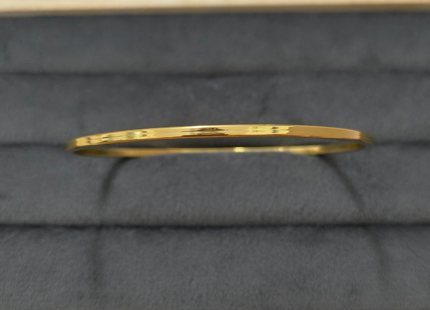 Anti Tarnish Bangle Elegant Flat Bracelet 18K Gold Plated